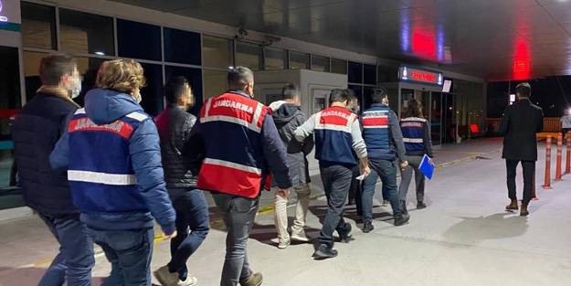 FETÖ'nün TSK yapılanmasına dev operasyon: Gözaltı sayısı 143'e yükseldi