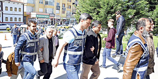 FETÖ/PDY’de büyük temizlik