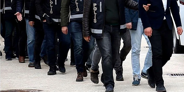 FETÖ'ye 16 ilde dev operasyon! Hedefte kamu yapılanması var