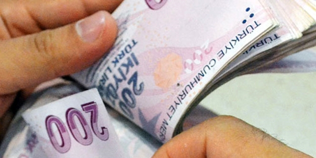 FETÖ'yü bahane edip evli çifti dolandırdı!