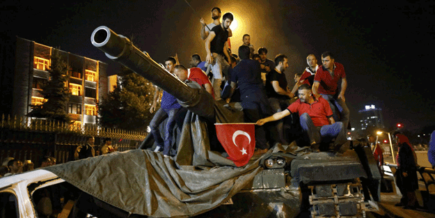 FETÖ’yü çözülme korkusu sardı