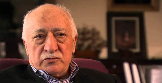 Fetullah Gülen'in iadesi için 100 bin imza toplandı