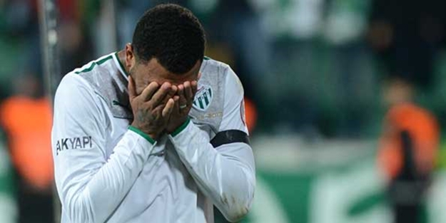 Feyenoord, Colin Kazım'ı bitirdi!