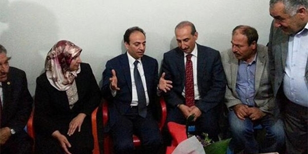 Baydemir'den MHP'li adaya ziyaret!