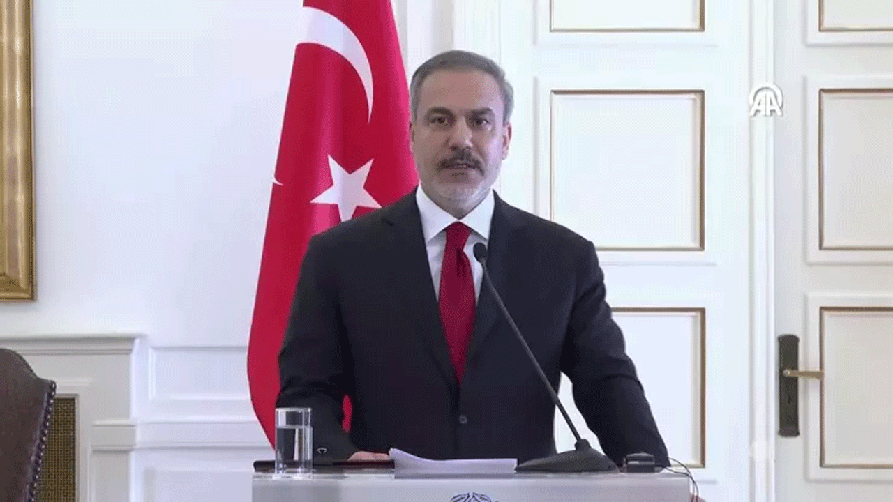 Fidan’dan Atina’da dostluk mesajı!