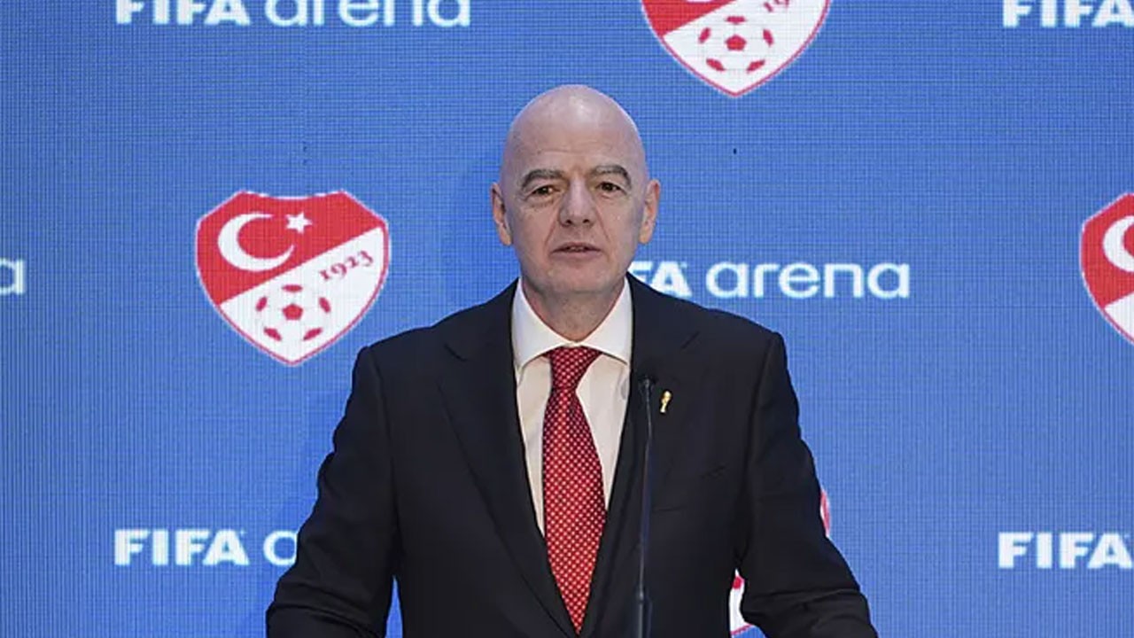 FIFA Başkanı Infantino Türkiye tezahüratı yaptı
