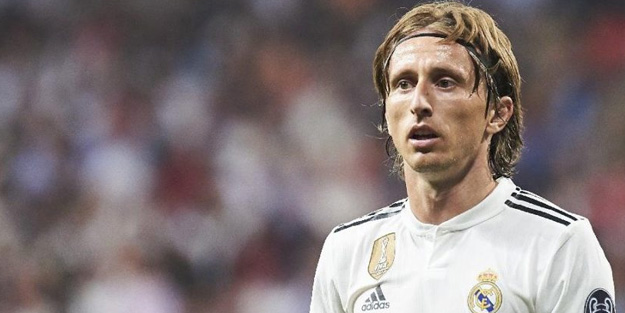 FIFA yılın futbolcusunu seçti