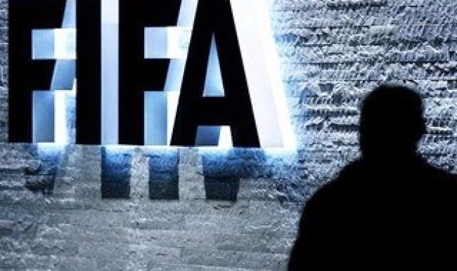 FIFA'dan 23 futbolcuya men cezası