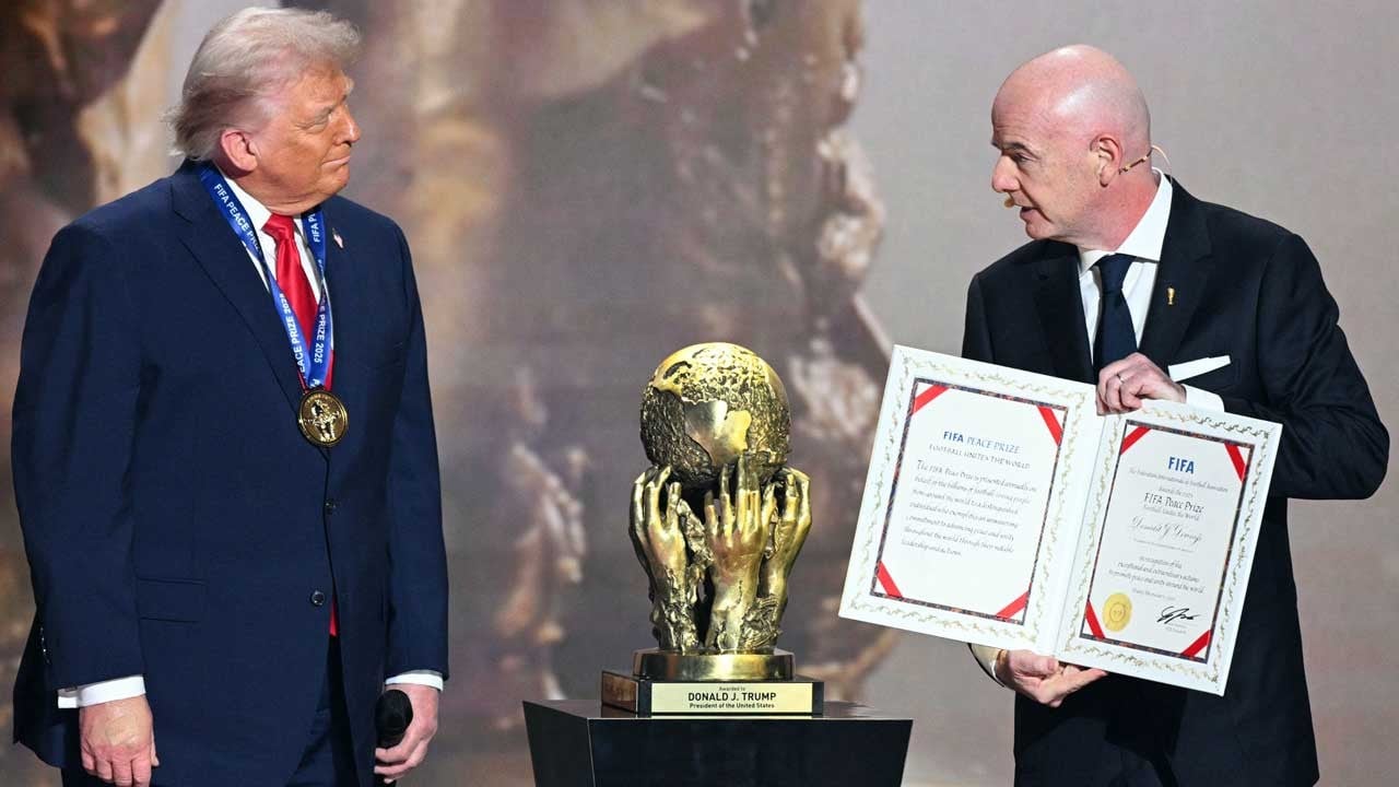 FIFA'nın kirli yüzü bir kez daha ifşa oldu! Batı'ya serbest Müslüman'a yasak