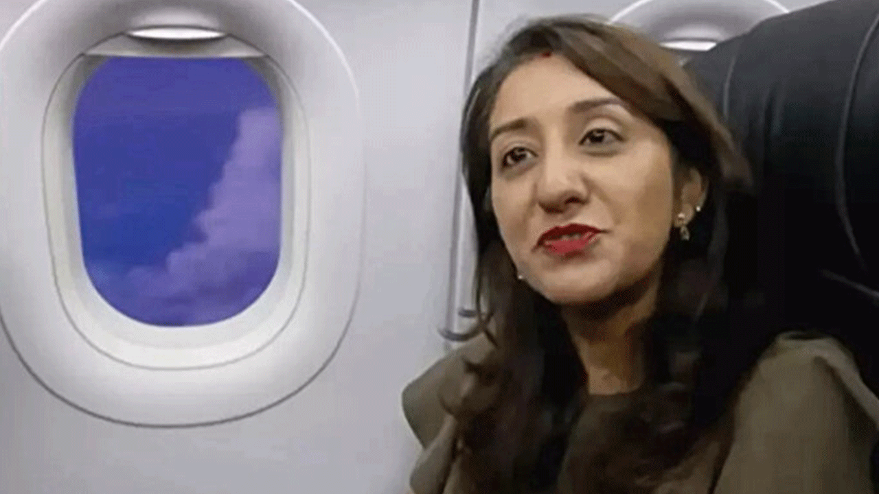 Fıkra değil gerçek: Tasarruf etmek için işe uçakla gidiyor!