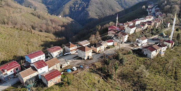 Fıkra gibi olay! Kapı komşuları 2 dakika farkla iftar açıyor
