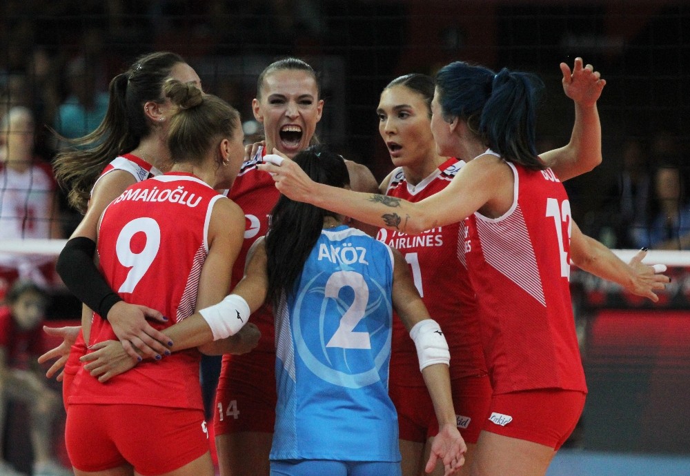 Filenin Sultanları, Avrupa Şampiyonası’nda finalde 