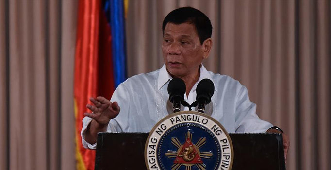 Filipinler Devlet Başkanı Duterte Yahudilerden özür diledi