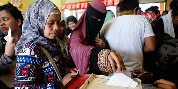 Filipinler'de Bangsamoro Geçiş Hükümeti atandı