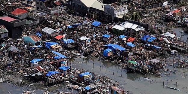 Filipinler'de sel: 3 kişi hayatını kaybetti