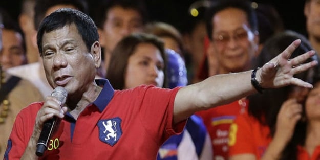 Ülkenin yeni lideri halka seslendi: Suçluları öldürebilirsiniz