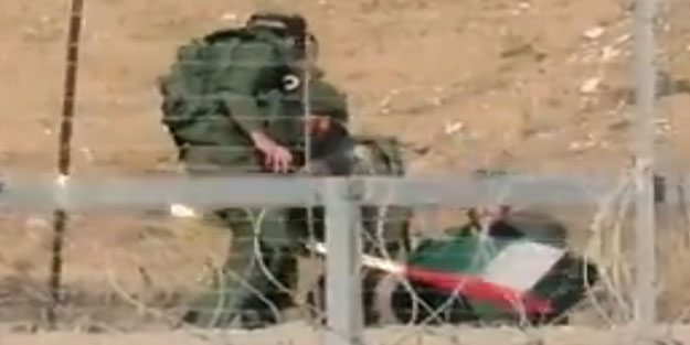 Filistin bayrağı ile dalga geçen Siyonistler havaya uçtu