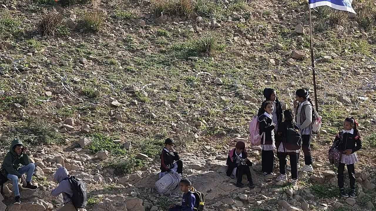 Filistin Dışişleri'nden dünyaya acil çağrı! İsrail terörist yerleşimcileri piyon olarak kullanıyor!