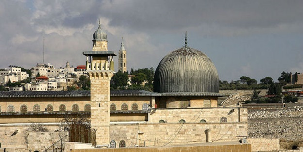 Filistin Müftüsü'nden Mescid-i Aksa fetvası: Bu kanalla haram