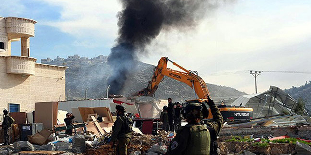 Filistin su kaynaklarının kontrolü İsrail'de