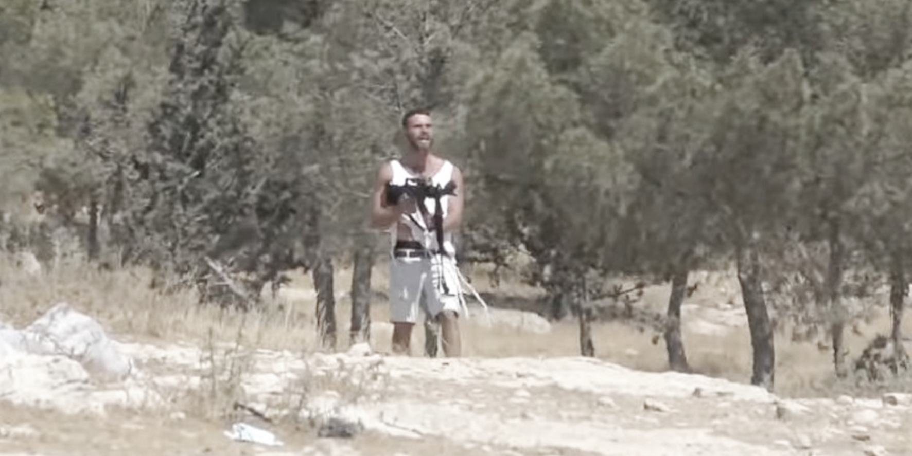 Filistin'deki Yahudi yerleşimciler hızlı bir şekilde silahlanıyor!