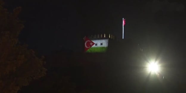 Filistin'e destek için Ankara Kalesi ışıklandırıldı!