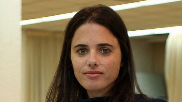 ‘Filistinli anneleri öldürelim’ diyen kadını bakan yaptı