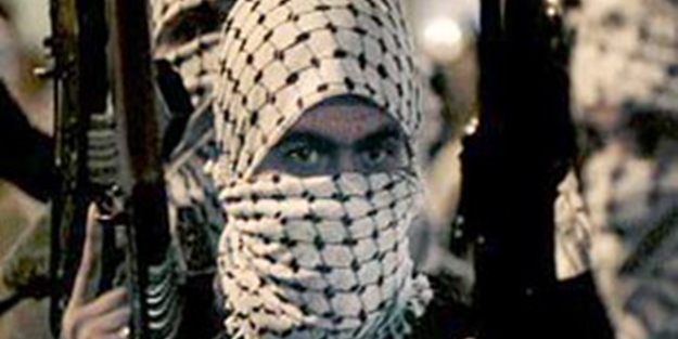 Filistinli direnişçiler İsrail araçlarını vurdu!