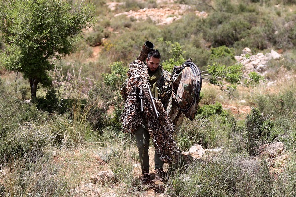 Filistinli fotoğrafçı zorluklara göğüs g