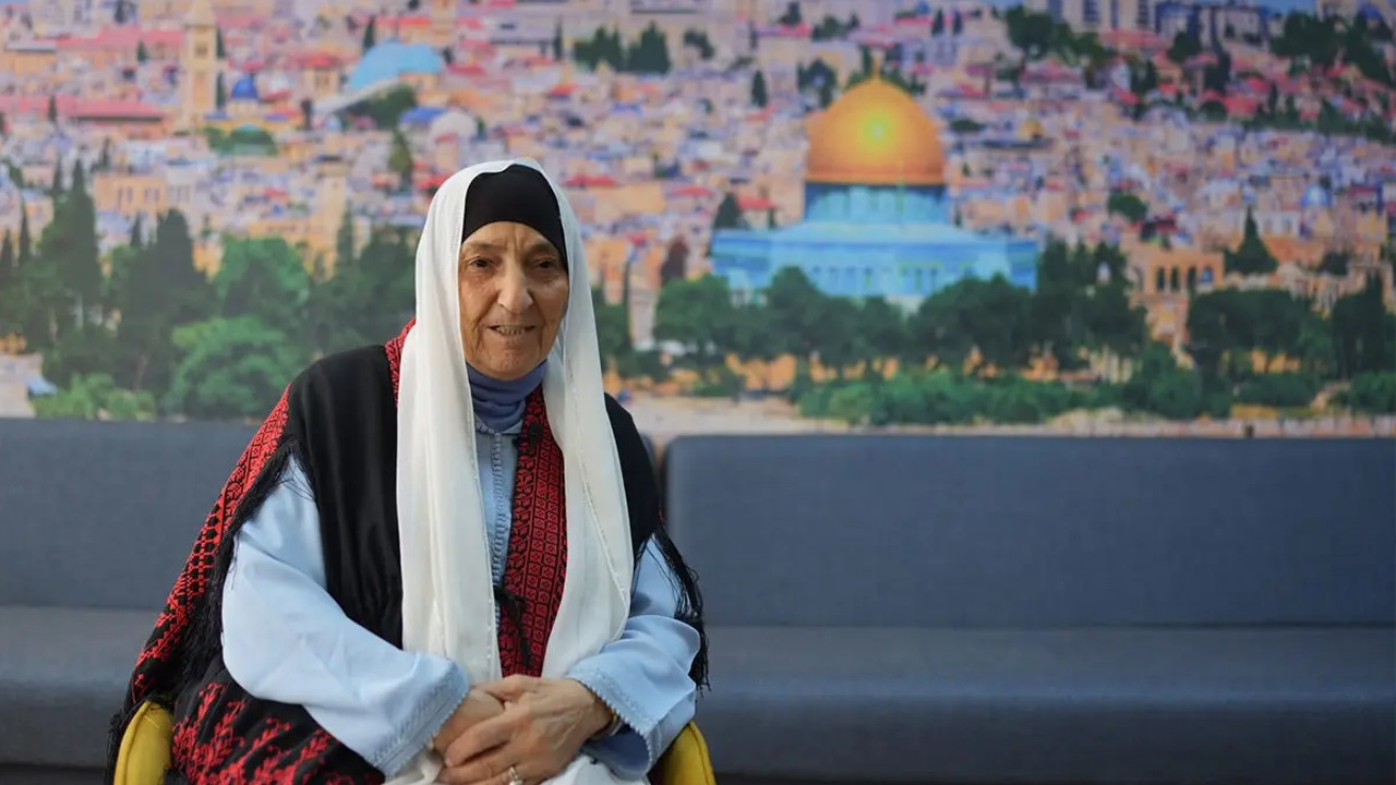 Filistinli yaşlı kadın evi için 1 milyon dolarlık teklifi reddetti!