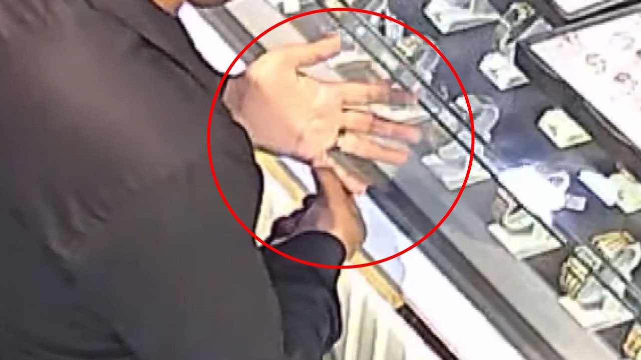 Film gibi dolandırıcılık! Yüzükleri sahtesiyle değiştirip kayboldu