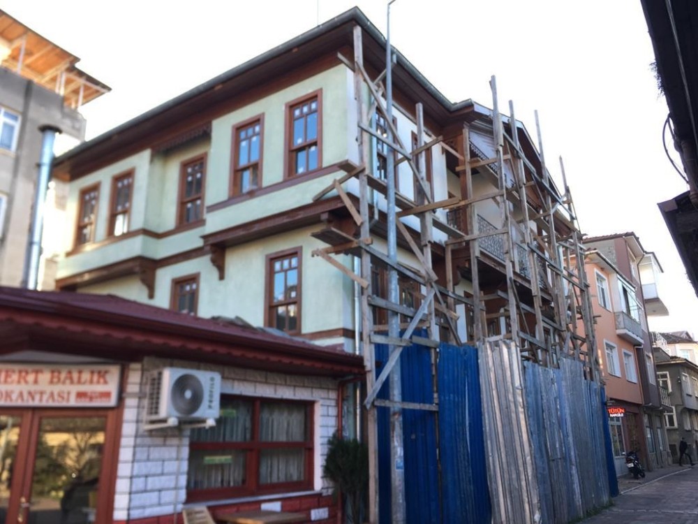 Filmlere konu olan Ereğli evlerine yöresel süsleme 