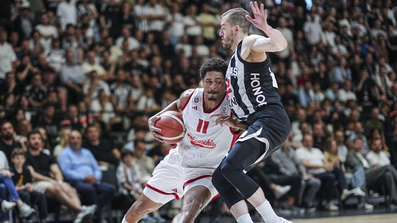 Final biletini kaptı! Beşiktaş, Fenerbahçe’nin rakibi oldu