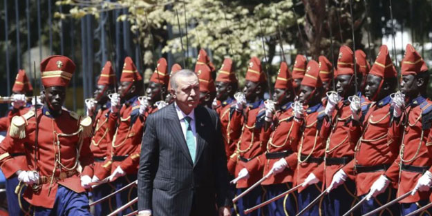 Financial Times Batı'nın Türkiye korkusunu yazdı