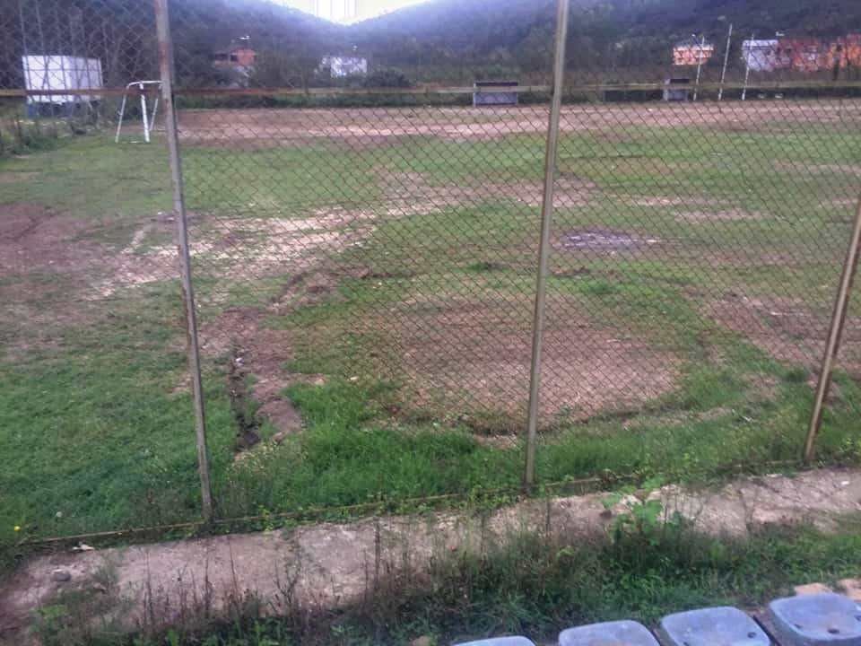 Fındık işçileri spor tesislerini kullanılmaz hale getirdi 