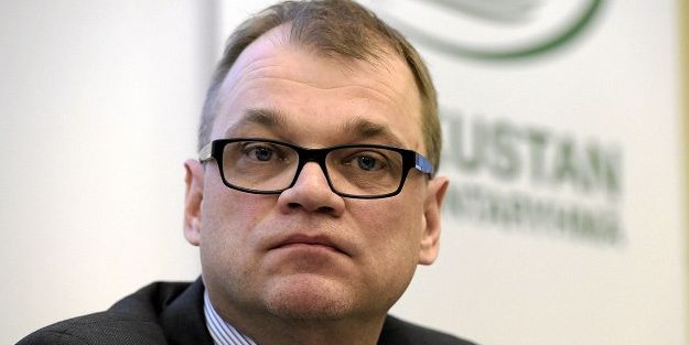 O başbakan tuvalette uçtu!