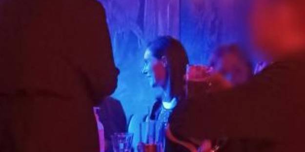 Finlandiya Başbakanı'nın gece kulübündeki tepki çeken görüntüsü! Sonuca aldırış etmedi ülkede olay oldu