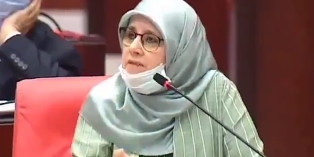 Firari FETÖ’cü Hakan Şükür’den Diyanet'e çirkin iftiralarda bulunan HDP’li Hüda Kaya’ya destek