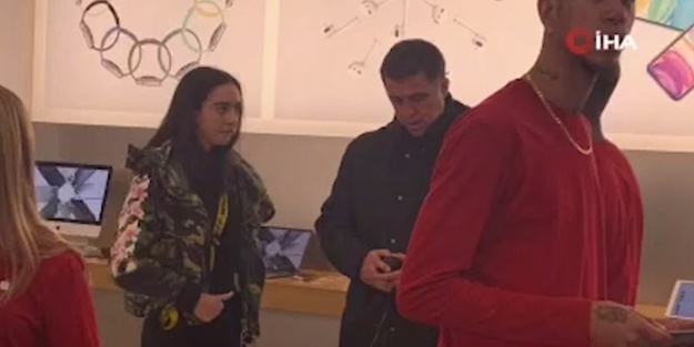 Firari FETÖ’cü Hakan Şükür'ün yeni görüntüleri ortaya çıktı!