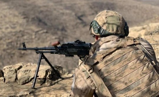 Fırat kalkanı bölgesinde Türk askerine taciz ateşi! Hemen karşılık verildi