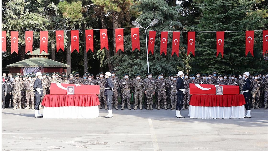 Fırat Kalkanı Harekatı şehitleri son yolculuklarına uğurlanıyor