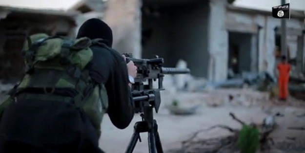 Fırat kalkanında esir düşen komutanı şehit ettiler