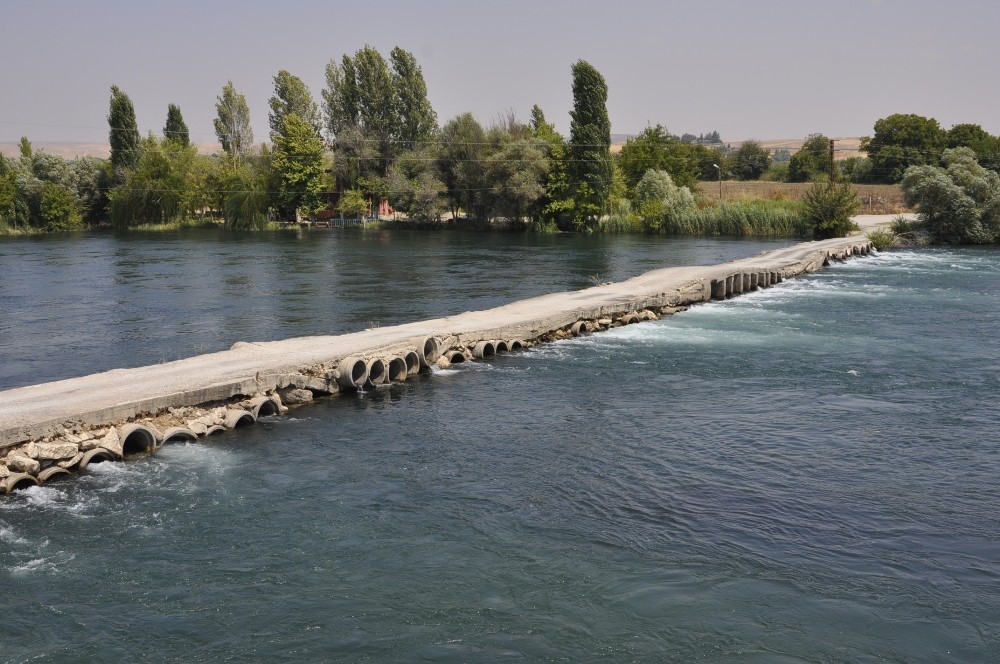 Fırat Nehri’nin turizme kazandırılmasını istiyorlar 