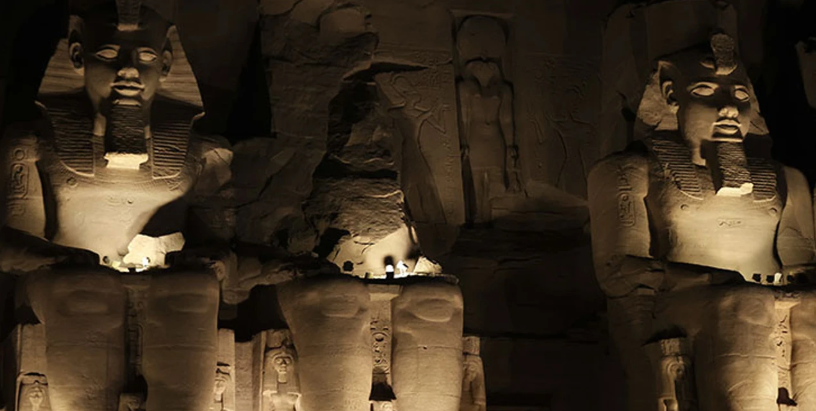 Firavun heykeline güneş ışığı düştü! Bu sadece 2 kez oluyor