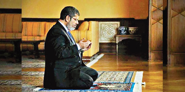 Firavuna direnerek şehid oldu
