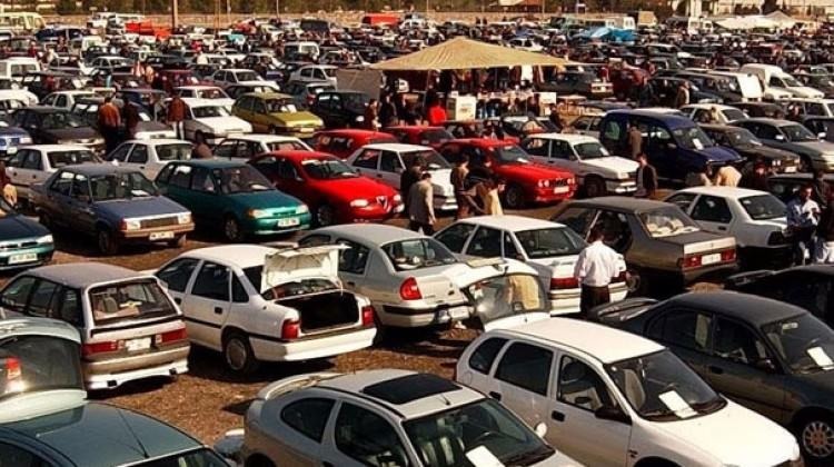 Fırsatçılar iş başında! 2 günde tam 5 bin lira zam