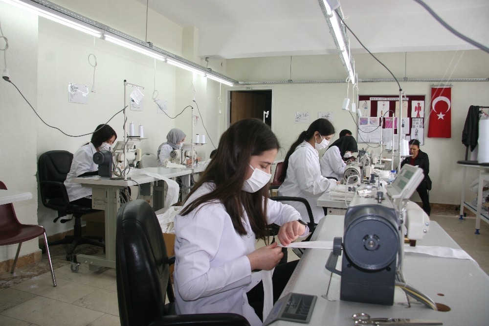 Fırsatçılara karşı meslek lisesi öğrencileri harekete geçti 