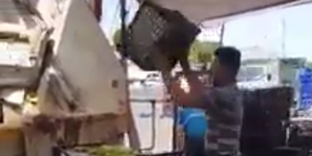 Fırsatçılardan bir skandal daha! Kasa kasa biberleri çöpe döktüler