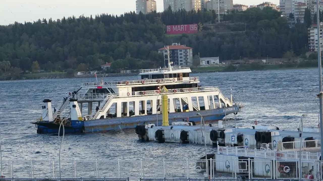 Fırtına ulaşımı vurdu! Kuzey Ege'de feribot seferleri iptal edildi!