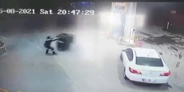 Fırtınada çöp konteyneri böyle sürüklendi